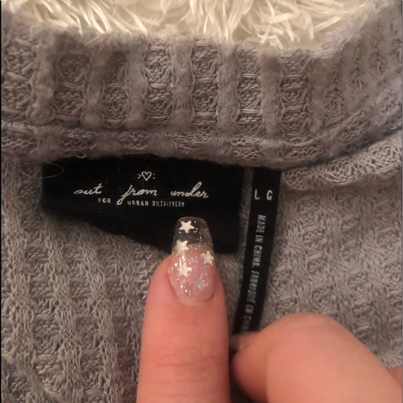 URBAN OUTFITTERS sweater - Picture 3 of 3